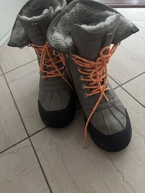 UGG Gray Winter Boots with Orange Laces